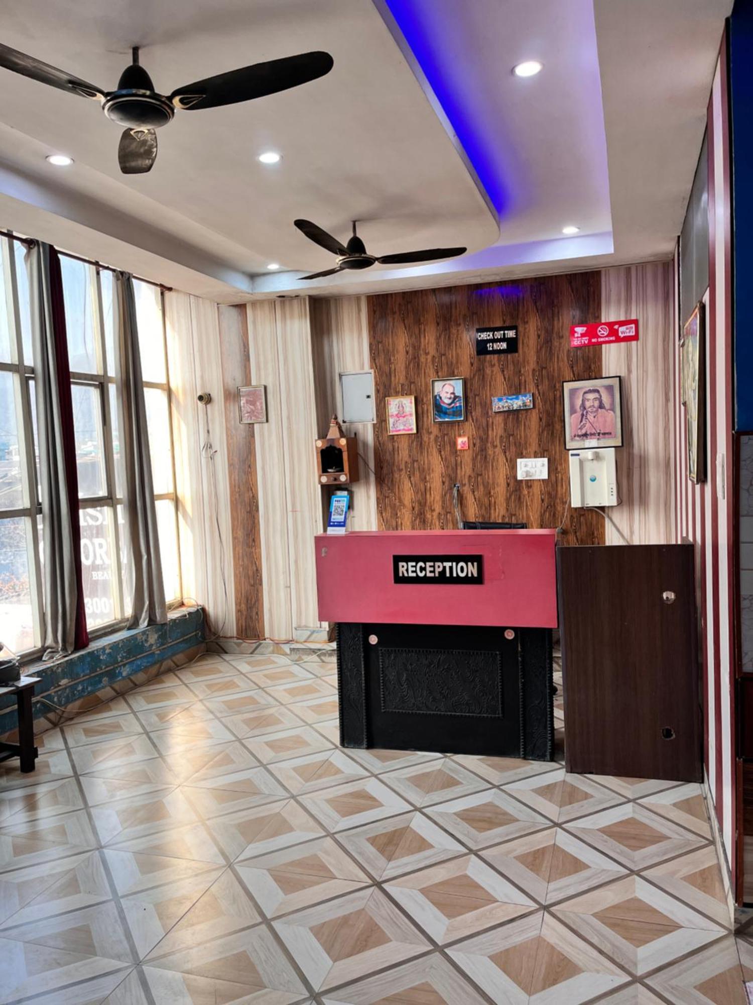 Hotel Pushpanjali Haldwani Bagian luar foto