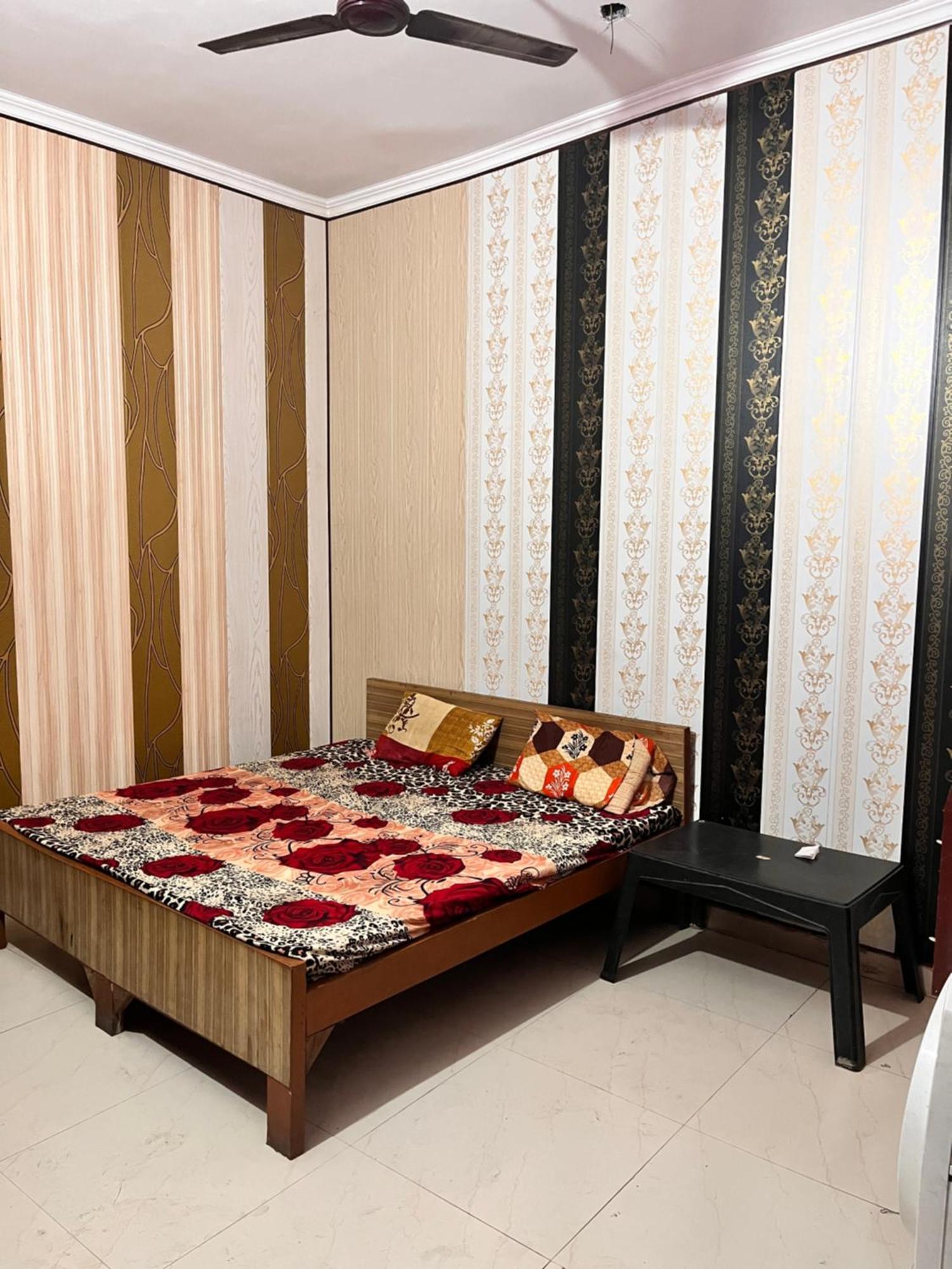 Hotel Pushpanjali Haldwani Bagian luar foto