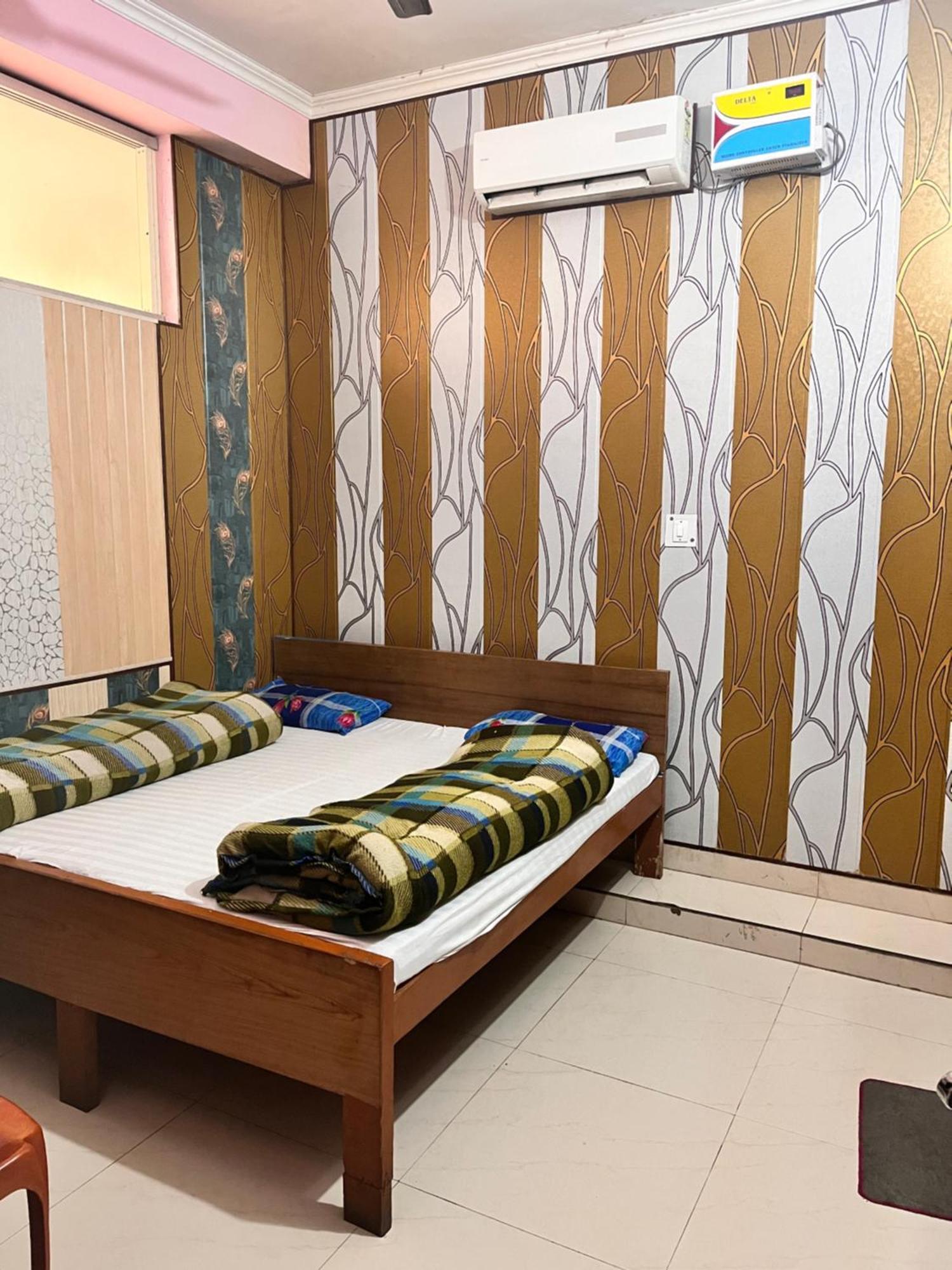 Hotel Pushpanjali Haldwani Bagian luar foto